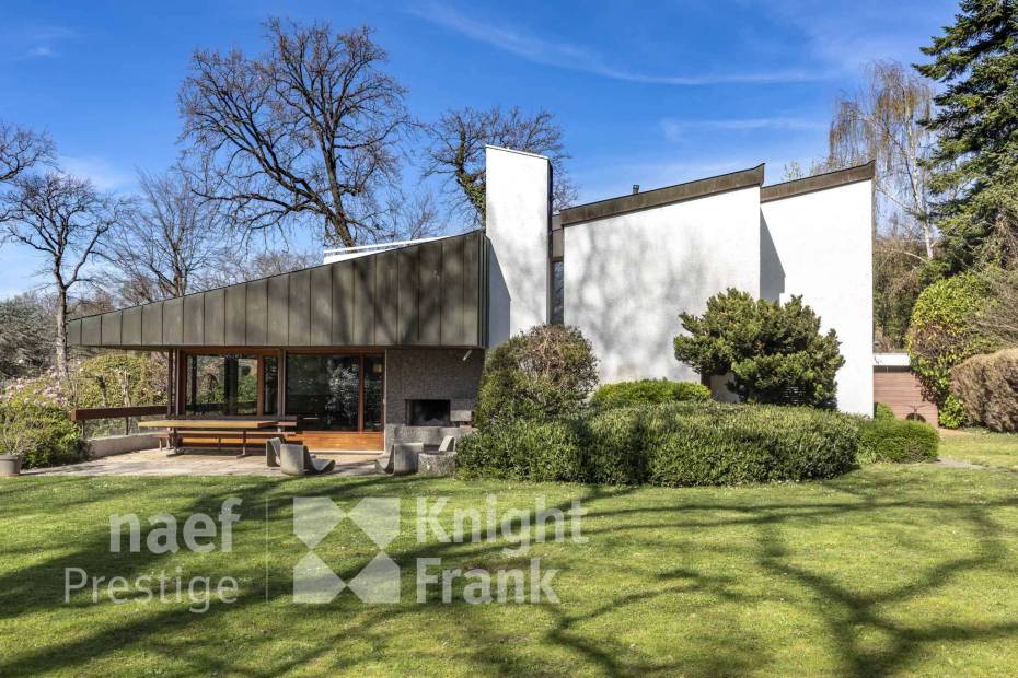 Architect’s house: Le Corbusier-inspired elegance
