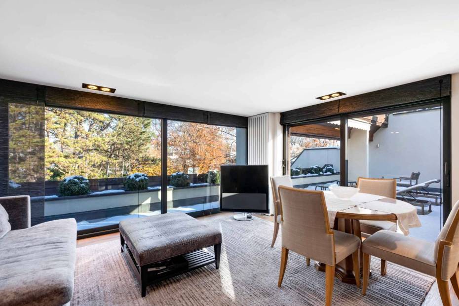 Attique de 5 pièces avec terrasses de 56 m²