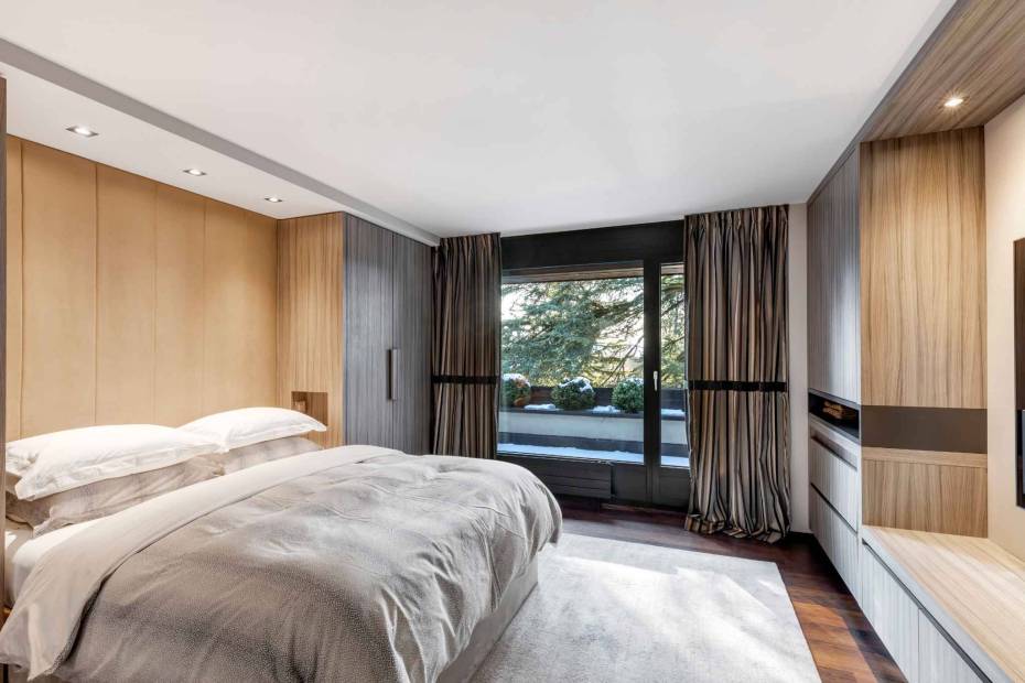Attique de 5 pièces avec terrasses de 56 m²