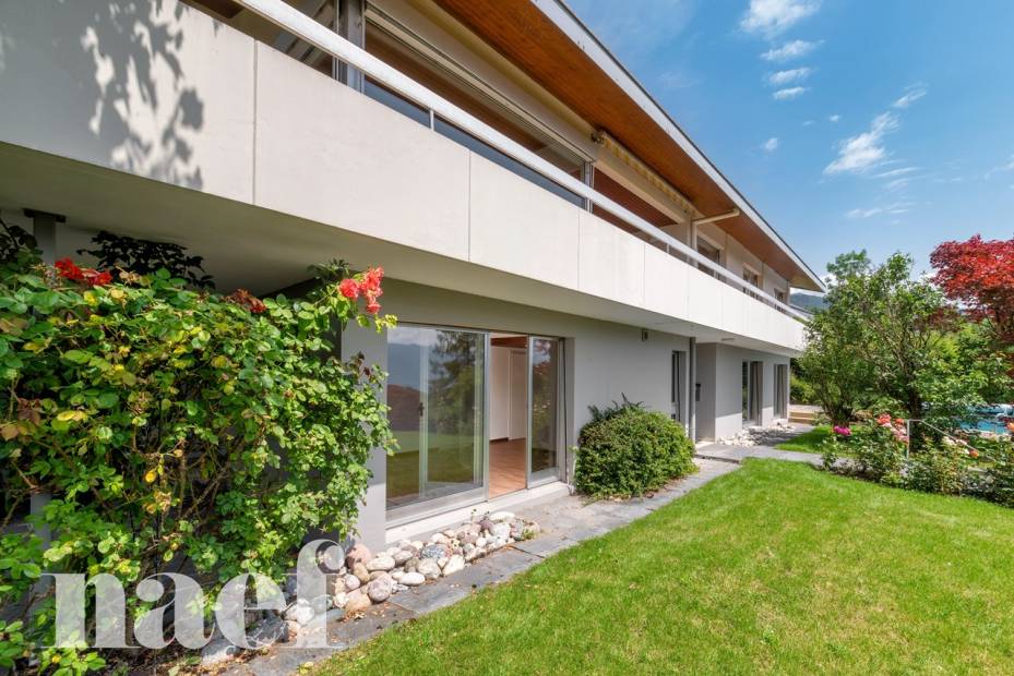 Belle villa avec vue sur le lac de 7.5 pièces dont un studio indépendant : Potentiel exceptionnel à révéler !