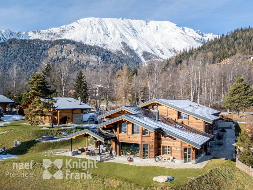 Superbes chalets aux Mayens d’Arbaz.