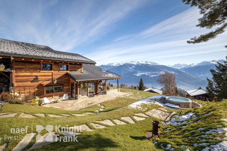 Superbes chalets aux Mayens d’Arbaz.