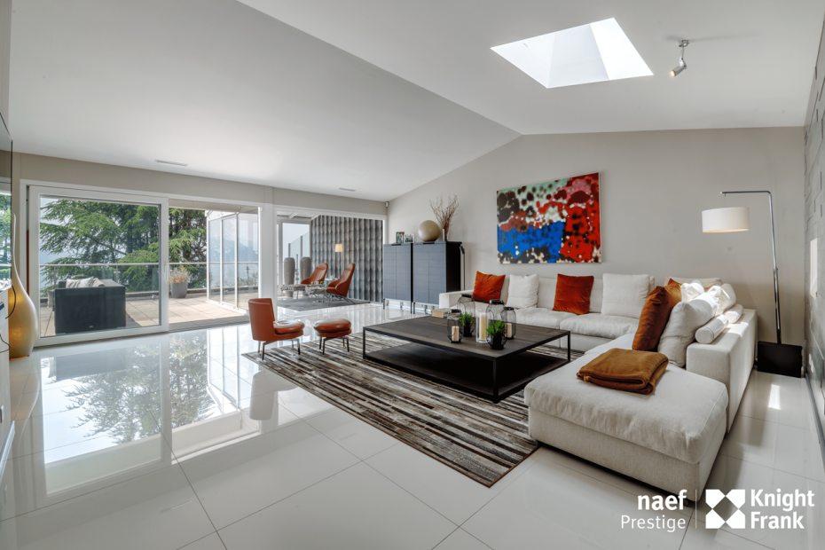 Attique de 297 m² habitables avec spacieuses terrasses – Vue imprenable sur le lac