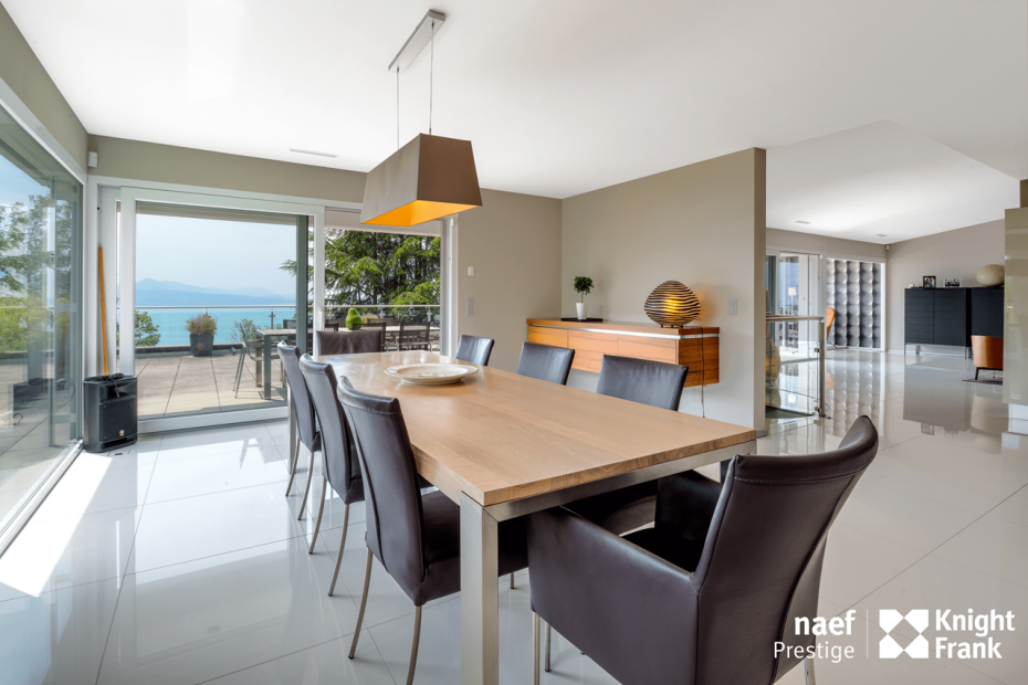 Attique de 297 m² habitables avec spacieuses terrasses – Vue imprenable sur le lac
