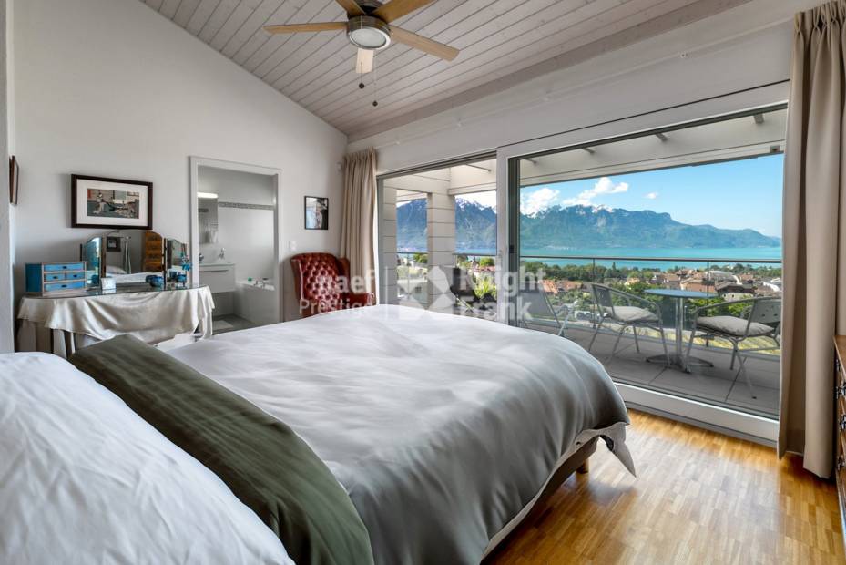 Maison familiale de 7.5 pièces avec ascenseur privatif et vue panoramique sur le lac à vendre à Chailly/Montreux