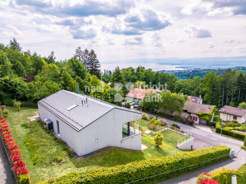 Contemporary villa with views and modern comfort to sale in Belmont-sur-Lausanne
