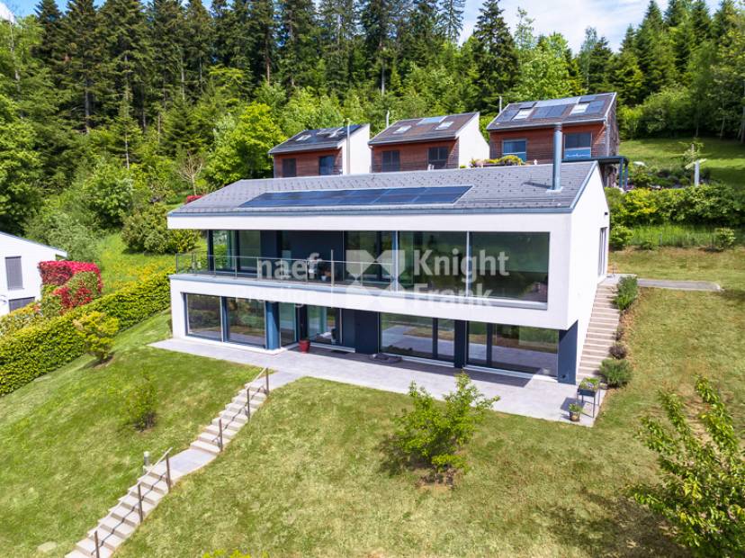 Contemporary villa with views and modern comfort to sale in Belmont-sur-Lausanne