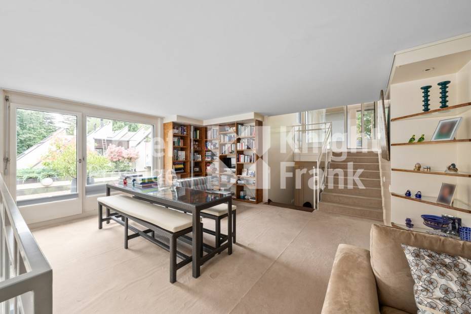 Superbe appartement avec vastes terrasses en rooftop.