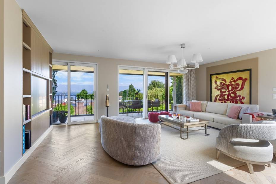 Prestige et raffinement pour ce townhouse clé en main.