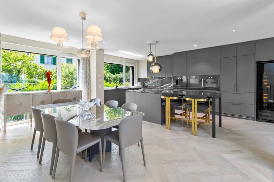 Prestige et raffinement pour ce townhouse clé en main.