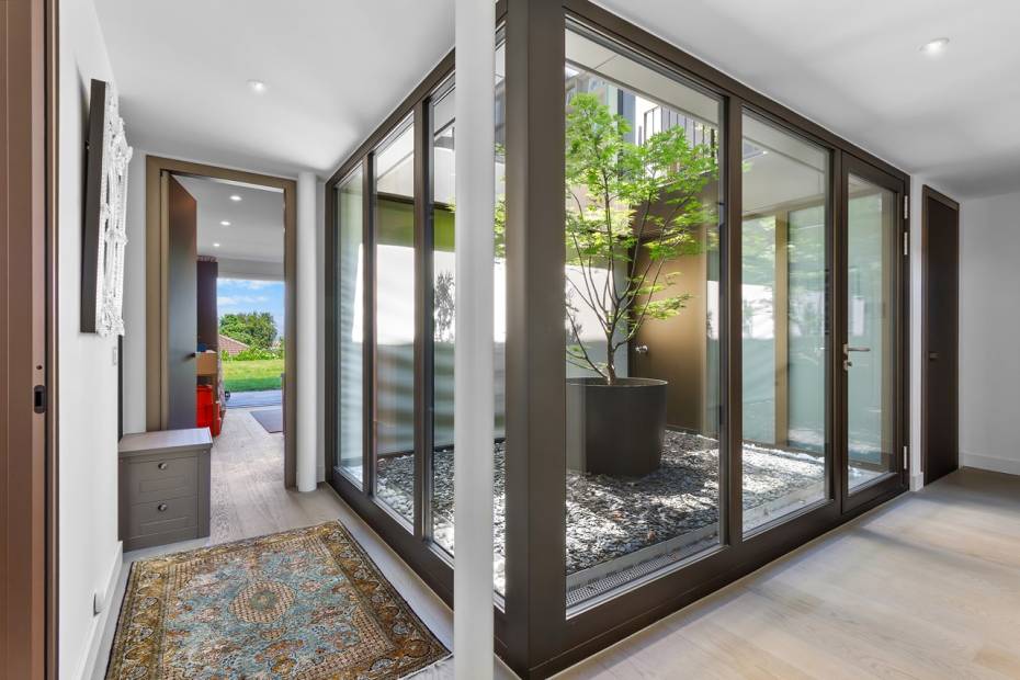 Prestige et raffinement pour ce townhouse clé en main.