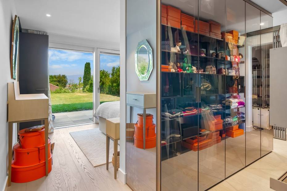 Prestige et raffinement pour ce townhouse clé en main.