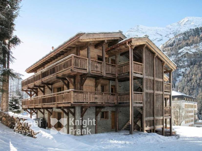 Ski-in secondary residence, in Hérémence, Valais