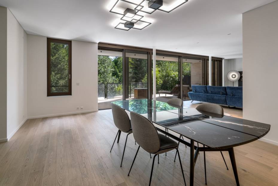 Duplex d’exception avec jardin privé – Résidence Beauvallon, Chêne-Bougeries.
