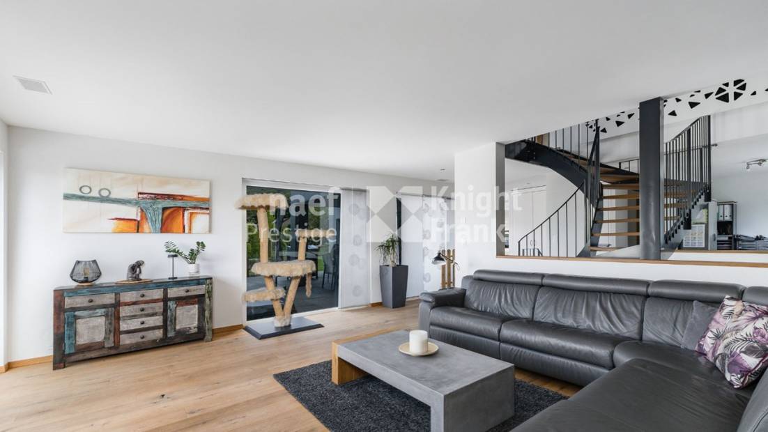 Maison d’architecte de 7.5 pièces avec piscine et jacuzzi dans un cadre verdoyant à vendre à Collombey-Muraz