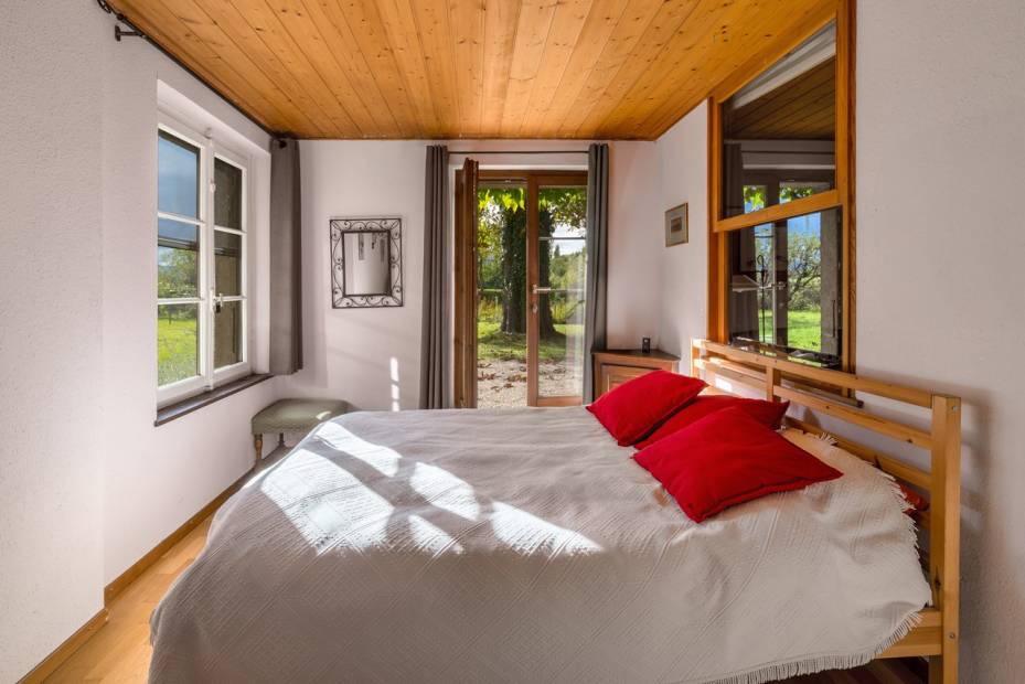 Propriété de charme au style cottage sur vaste parcelle