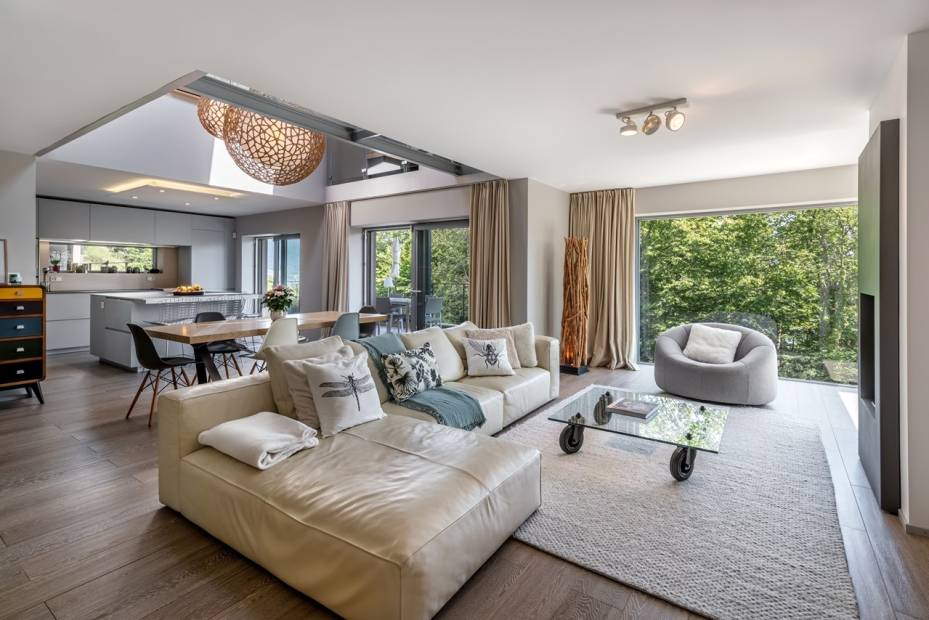 Magnifique villa contemporaine de 5.5 pièces avec piscine