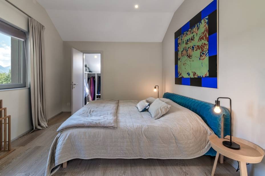 Magnifique villa contemporaine de 5.5 pièces avec piscine
