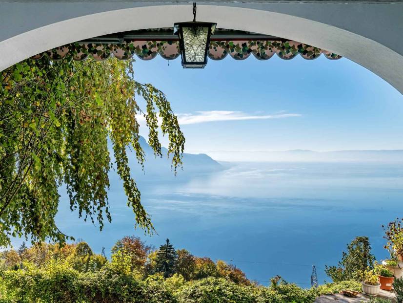 Splendide et improbable demeure de 10 pièces avec une vue imprenable à vendre à Montreux