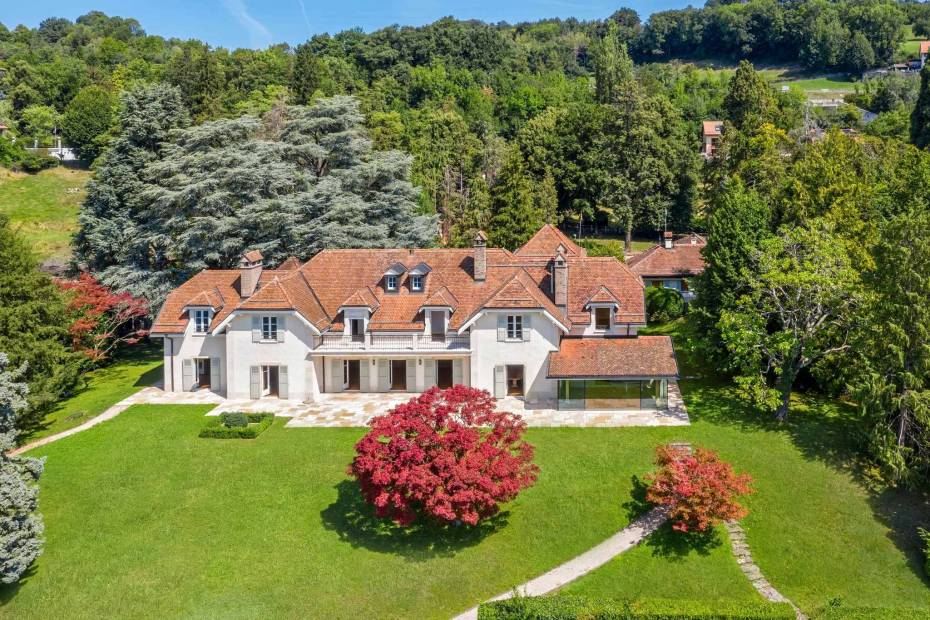 Superbe propriété de maître de 14 pièces avec maison de gardien à vendre à Chexbres