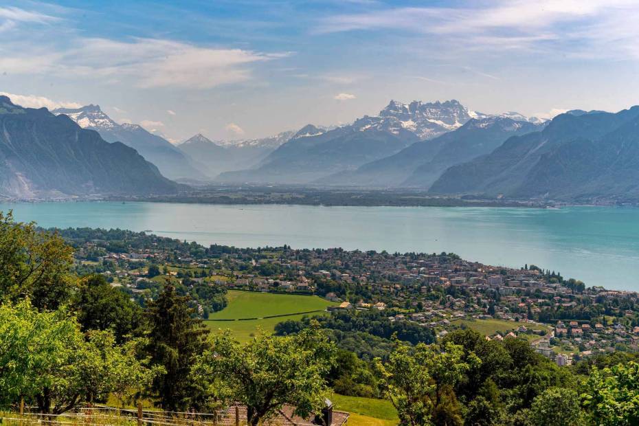 Villa individuelle avec vue panoramique et au calme de 5.5 pièces à vendre à Jongny