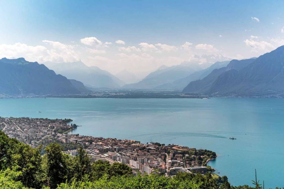 Unique appartement de 3.5 pièces avec vue panoramique sur le lac