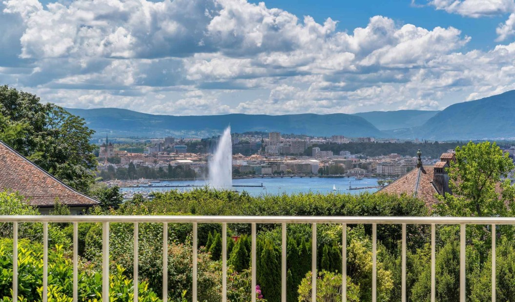 Off-market: property with view of the lake and jet d’eau