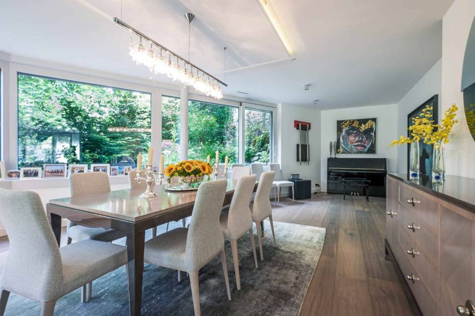 High standing 5.5-room duplex apartment with private garden for sale in La Tour-de-Peilz