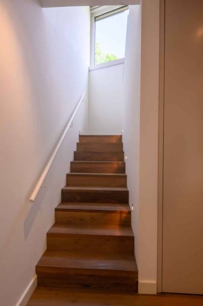 High standing 5.5-room duplex apartment with private garden for sale in La Tour-de-Peilz
