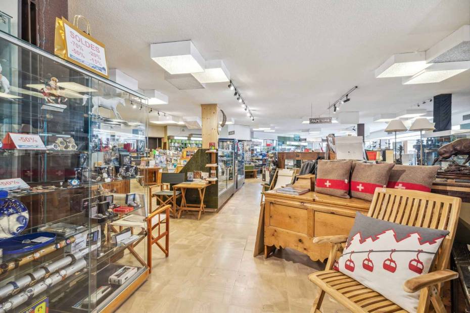 Large Commercial Space in the Center of Verbier