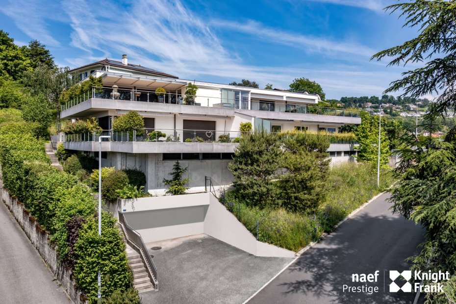 Attique de 297 m² habitables avec spacieuses terrasses – Vue imprenable sur le lac