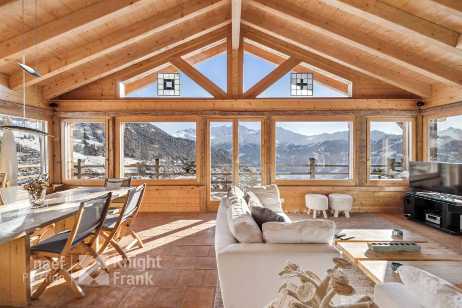 Beautiful chalet located on the heights of Verbier.