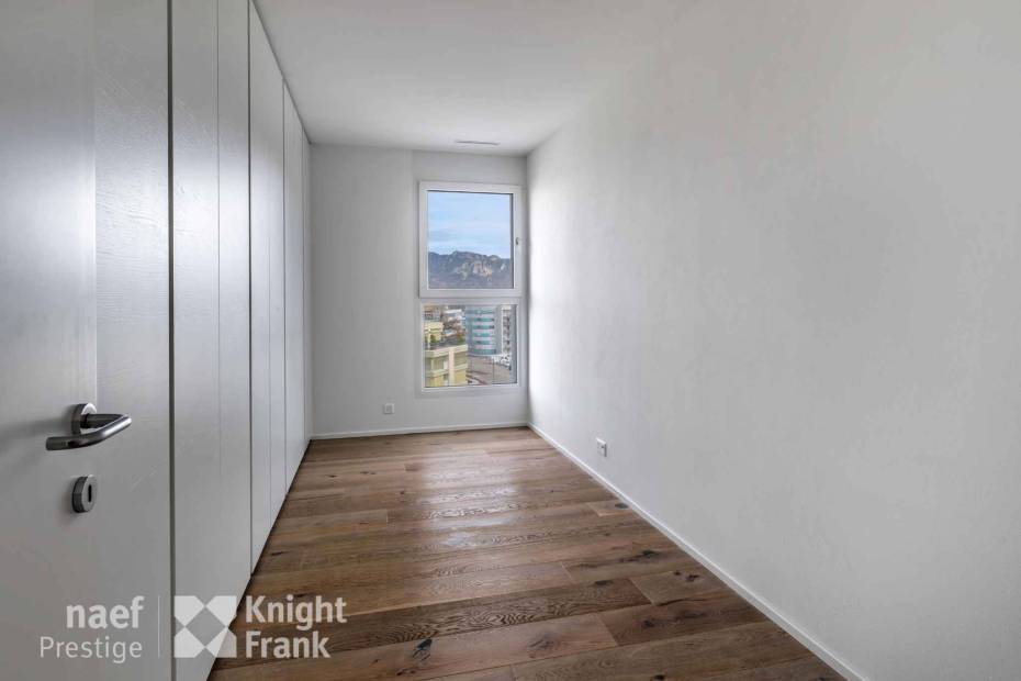 Appartement en attique de 5.5 pièces avec une vue panoramique sur les Alpes fribourgeoises à vendre à Bulle