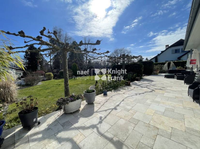 Magnfique propriété individuelle avec 2 dépendances et un beau jardin arboré